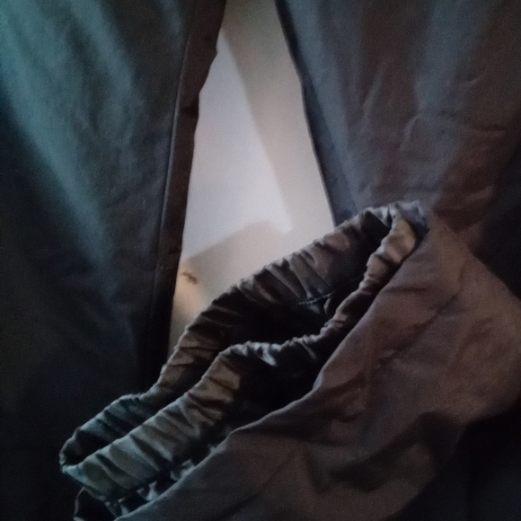 Men's Charcoal Cargo Pants - Picture 5 of 7